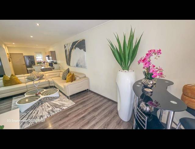 2 BEDROOM APARTMENT FOR SALE IN RIVONIA